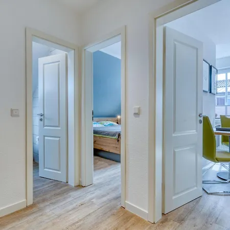 Schmidt-einander Apartment